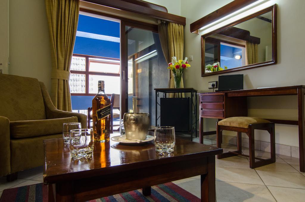 Sentrim 680 Hotel Ναϊρόμπι Εξωτερικό φωτογραφία