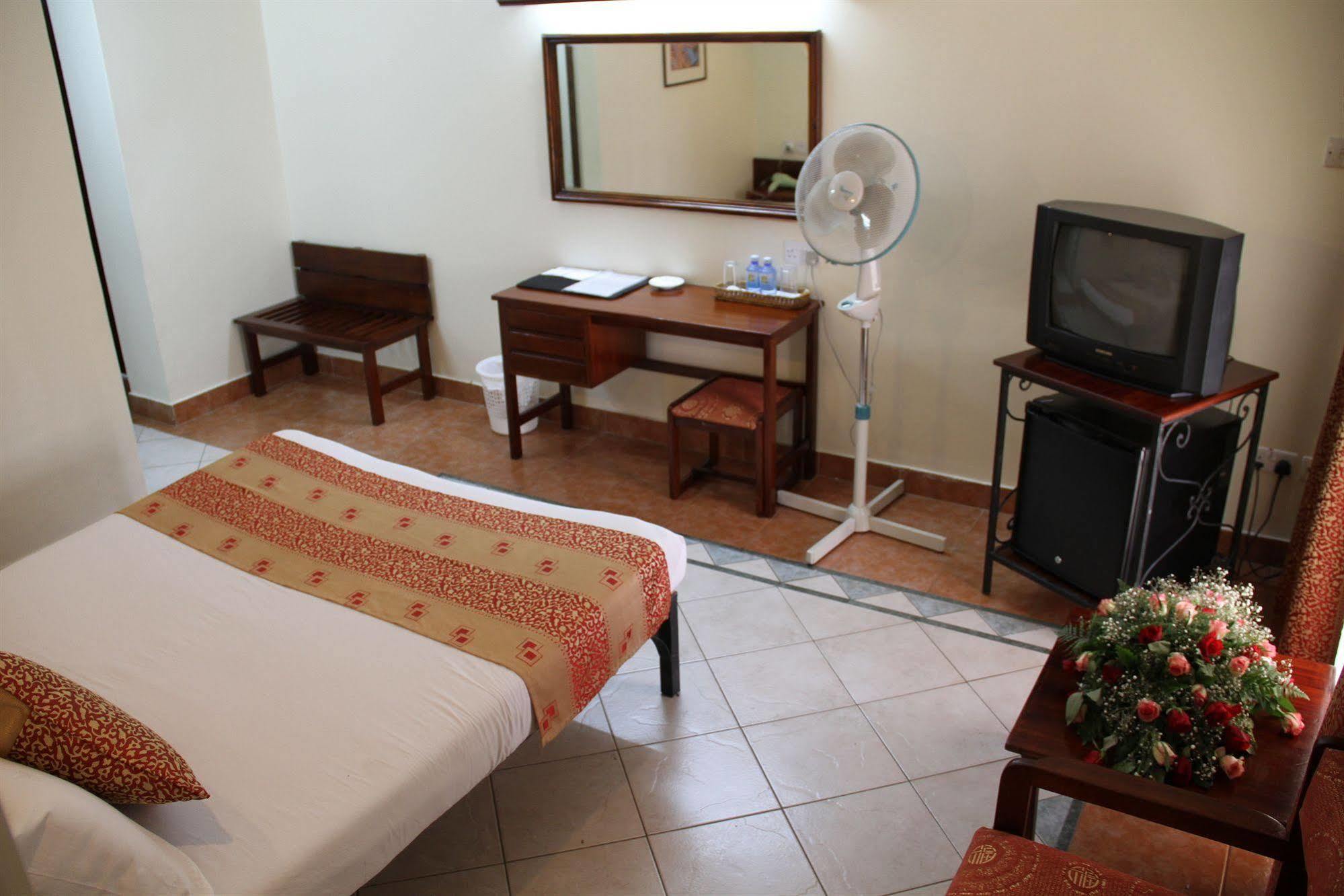 Sentrim 680 Hotel Ναϊρόμπι Εξωτερικό φωτογραφία