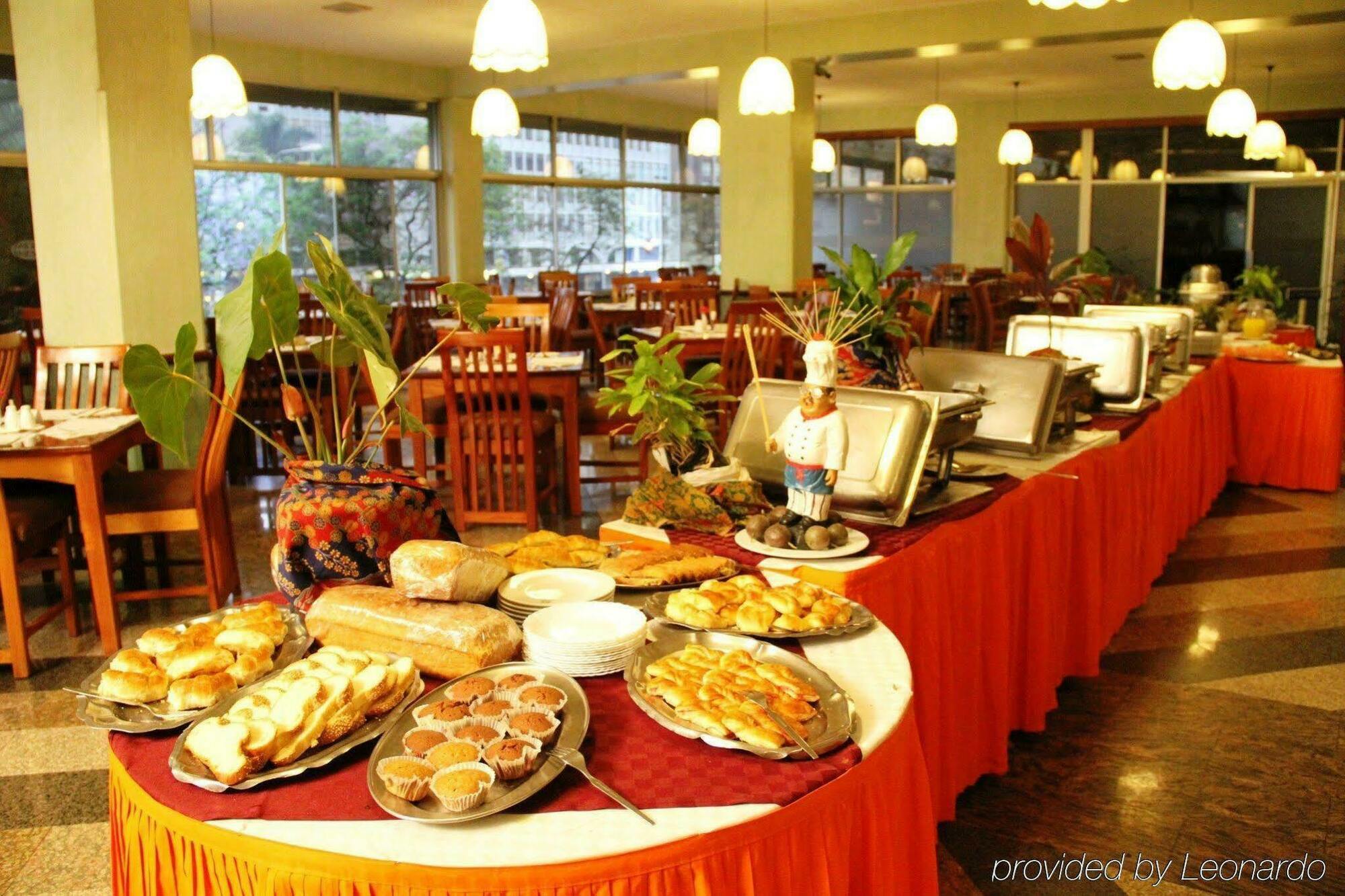 Sentrim 680 Hotel Ναϊρόμπι Εστιατόριο φωτογραφία